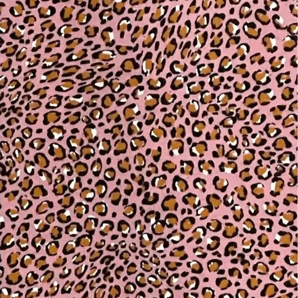Who What Wear | PLEATED PUFF SLEEVE TOP PINK LEOPARD PRINT Size Medium - Picture 2 of 5